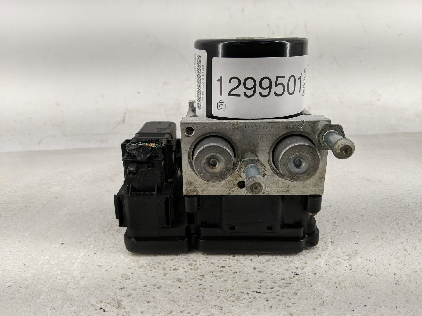 2017 Chrysler 200 ABS Pump Control Module Replacement Fits OEM Used Auto Parts - Oemusedautoparts1.com