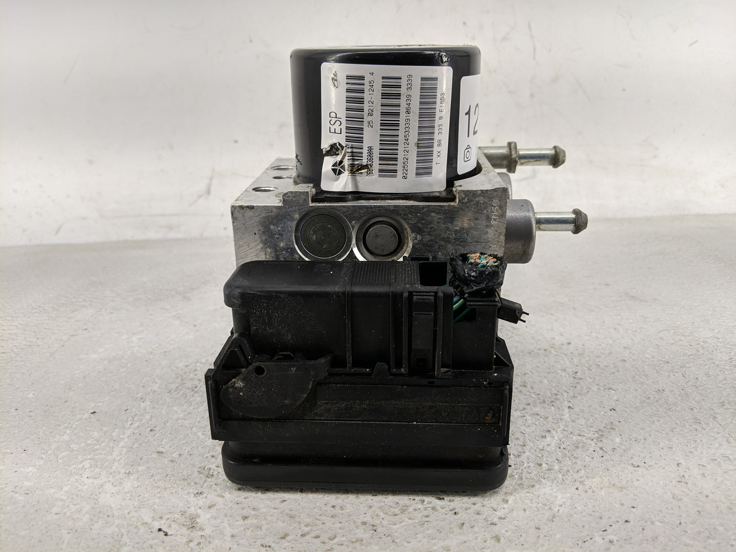 2017 Chrysler 200 ABS Pump Control Module Replacement Fits OEM Used Auto Parts - Oemusedautoparts1.com