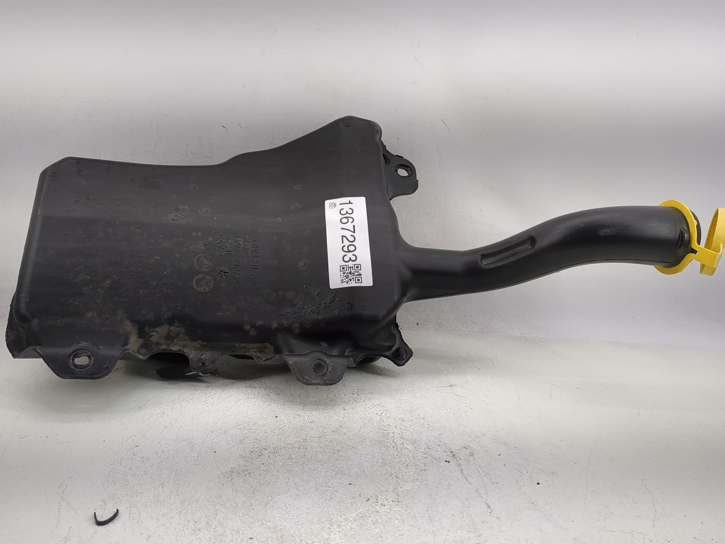2015-2017 Chrysler 200 Windshield Washer Fluid Reservoir Bottle Oem - Oemusedautoparts1.com