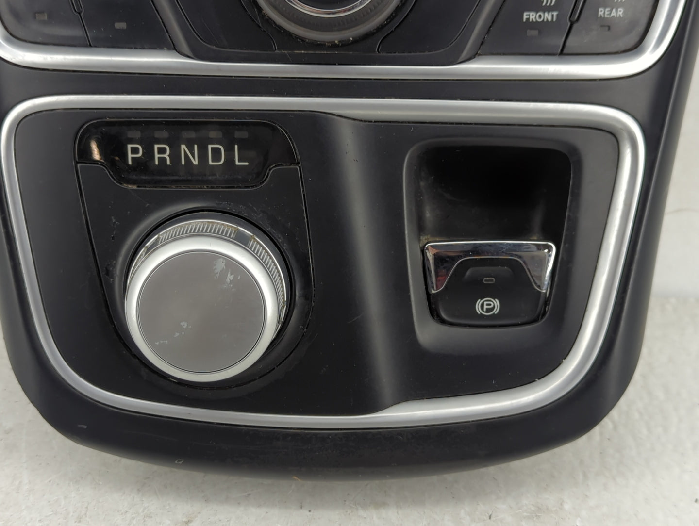 2017 Chrysler 200 Radio AM FM Cd Player Receiver Replacement P/N:05091529AF Fits OEM Used Auto Parts - Oemusedautoparts1.com