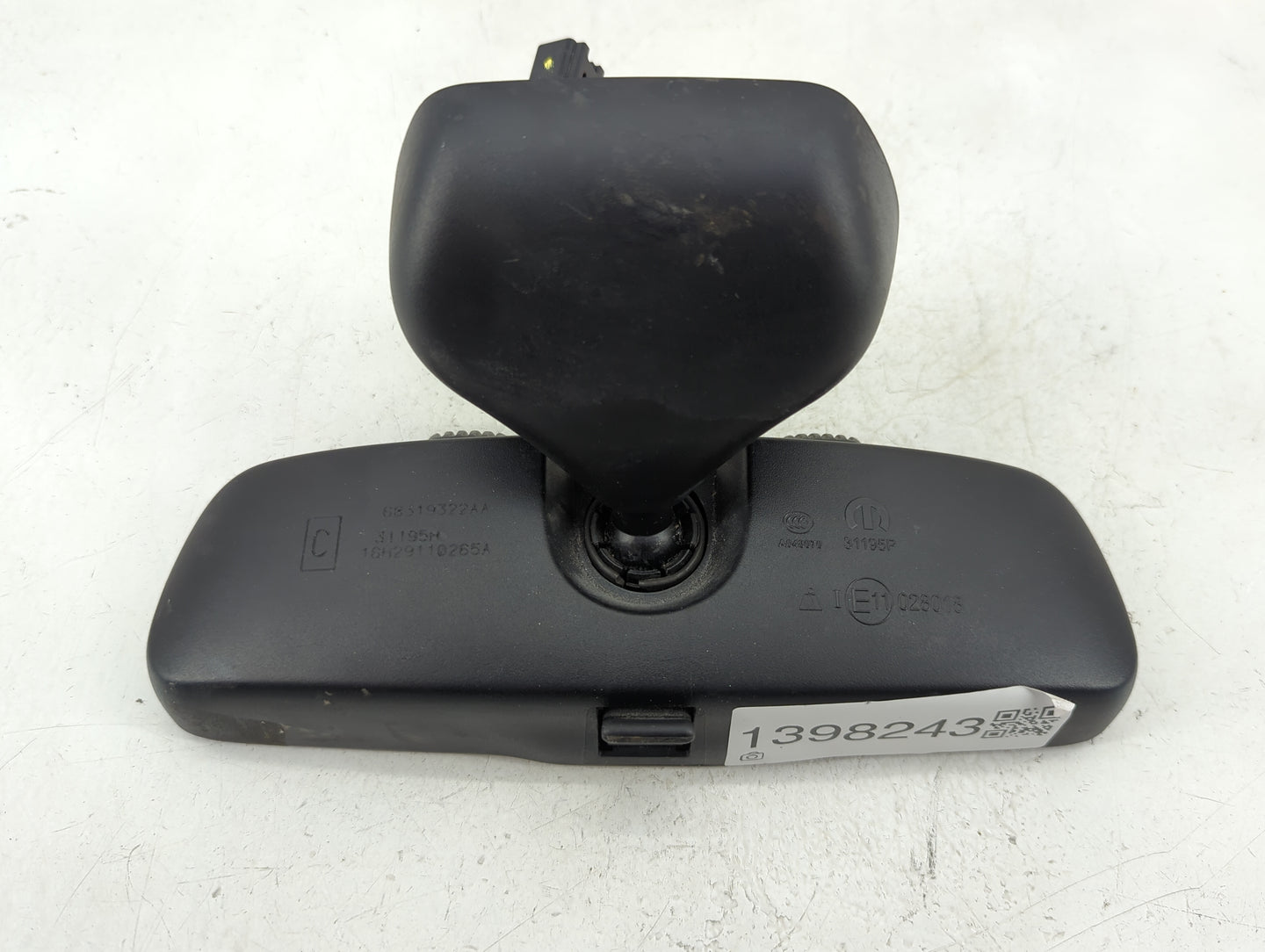2011-2017 Chrysler 200 Interior Rear View Mirror Replacement OEM P/N:A043070 Fits OEM Used Auto Parts - Oemusedautoparts1.co