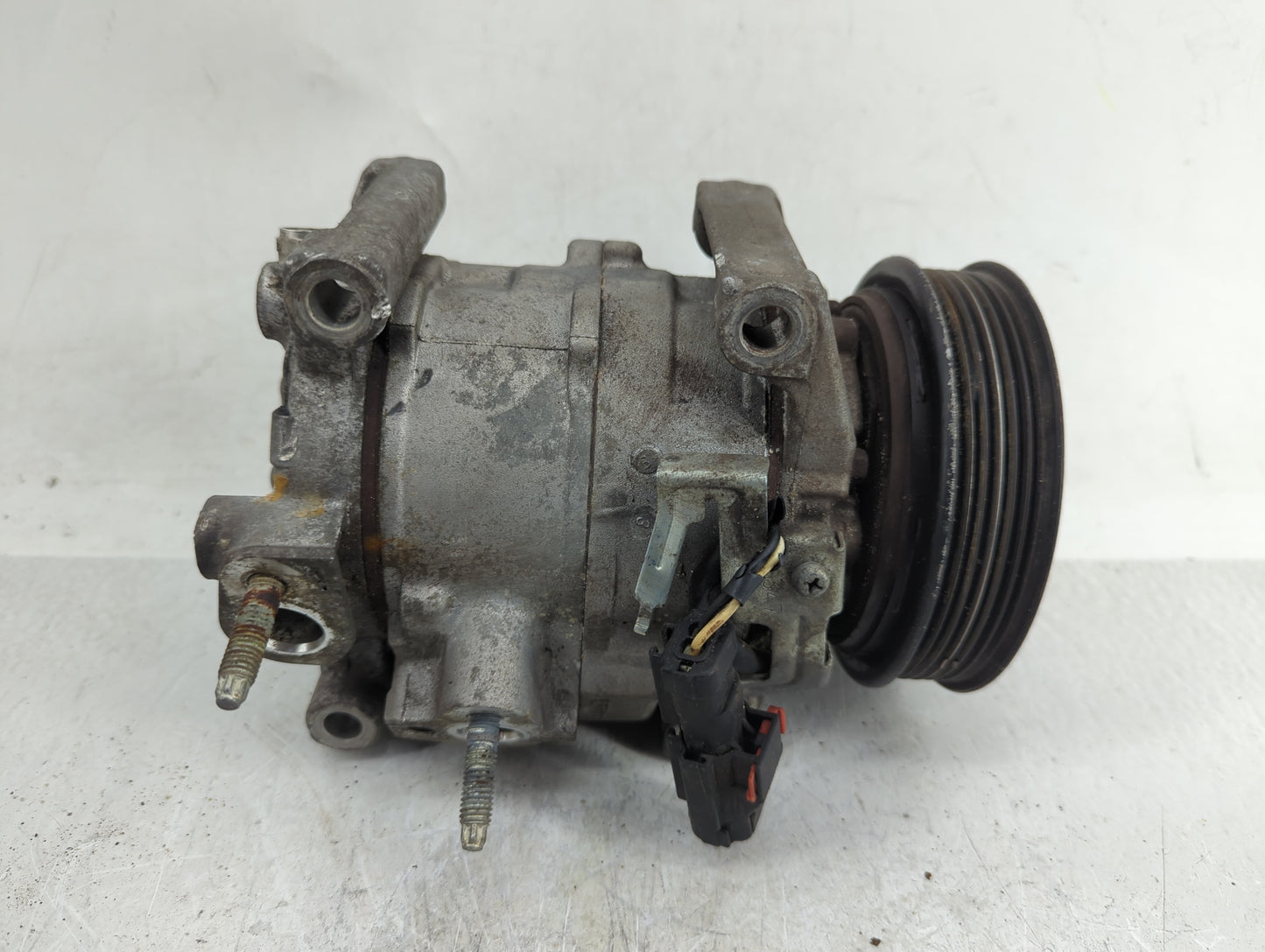 2011-2014 Chrysler 200 Air Conditioning A/c Ac Compressor Oem - Oemusedautoparts1.com