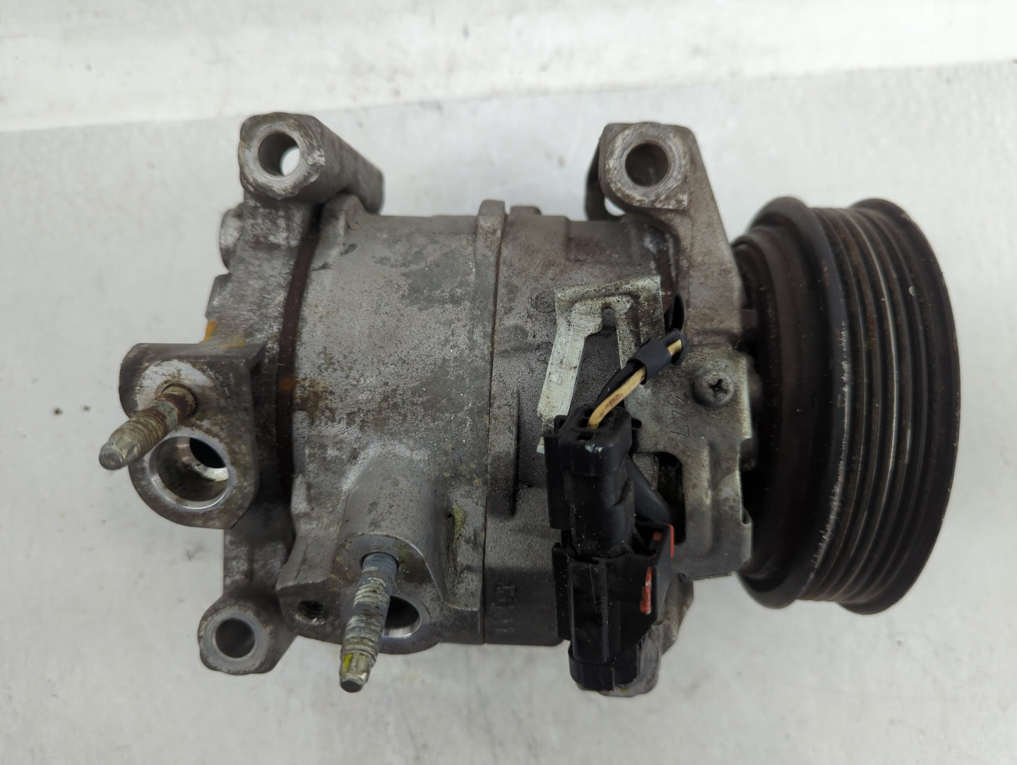 2011-2014 Chrysler 200 Air Conditioning A/c Ac Compressor Oem - Oemusedautoparts1.com