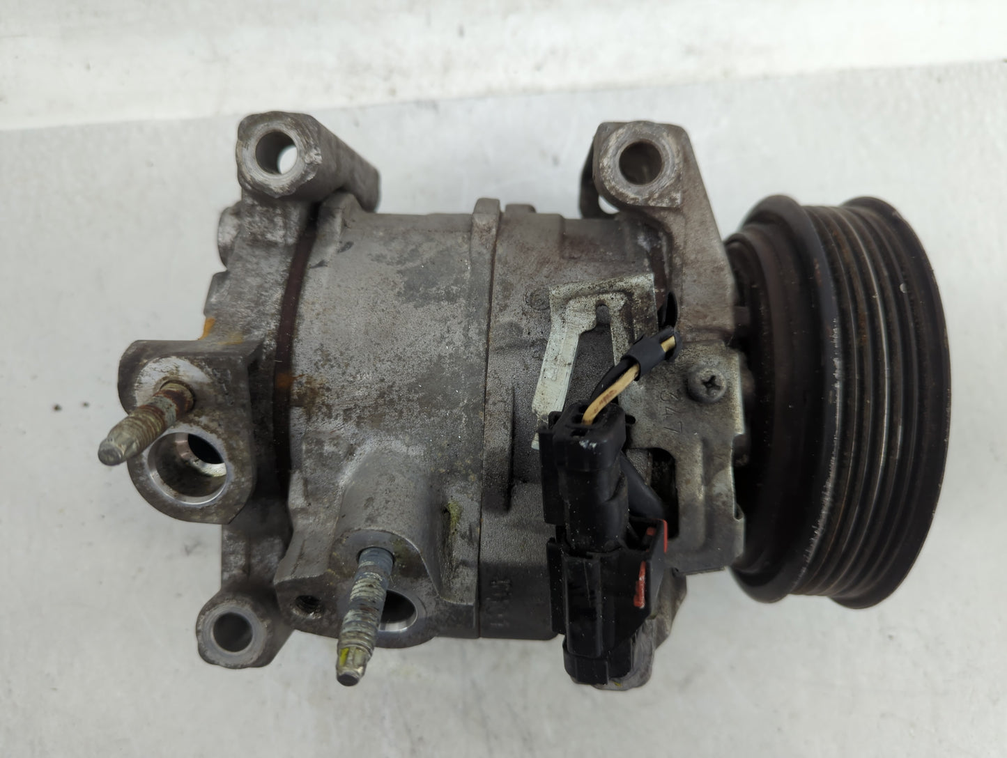 2011-2014 Chrysler 200 Air Conditioning A/c Ac Compressor Oem - Oemusedautoparts1.com