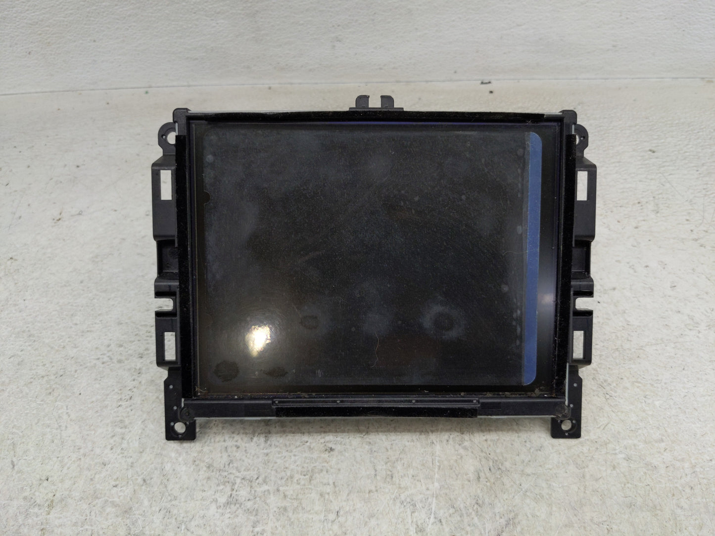 2017 Chrysler 200 Radio AM FM Cd Player Receiver Replacement P/N:68270680AE Fits OEM Used Auto Parts - Oemusedautoparts1.com