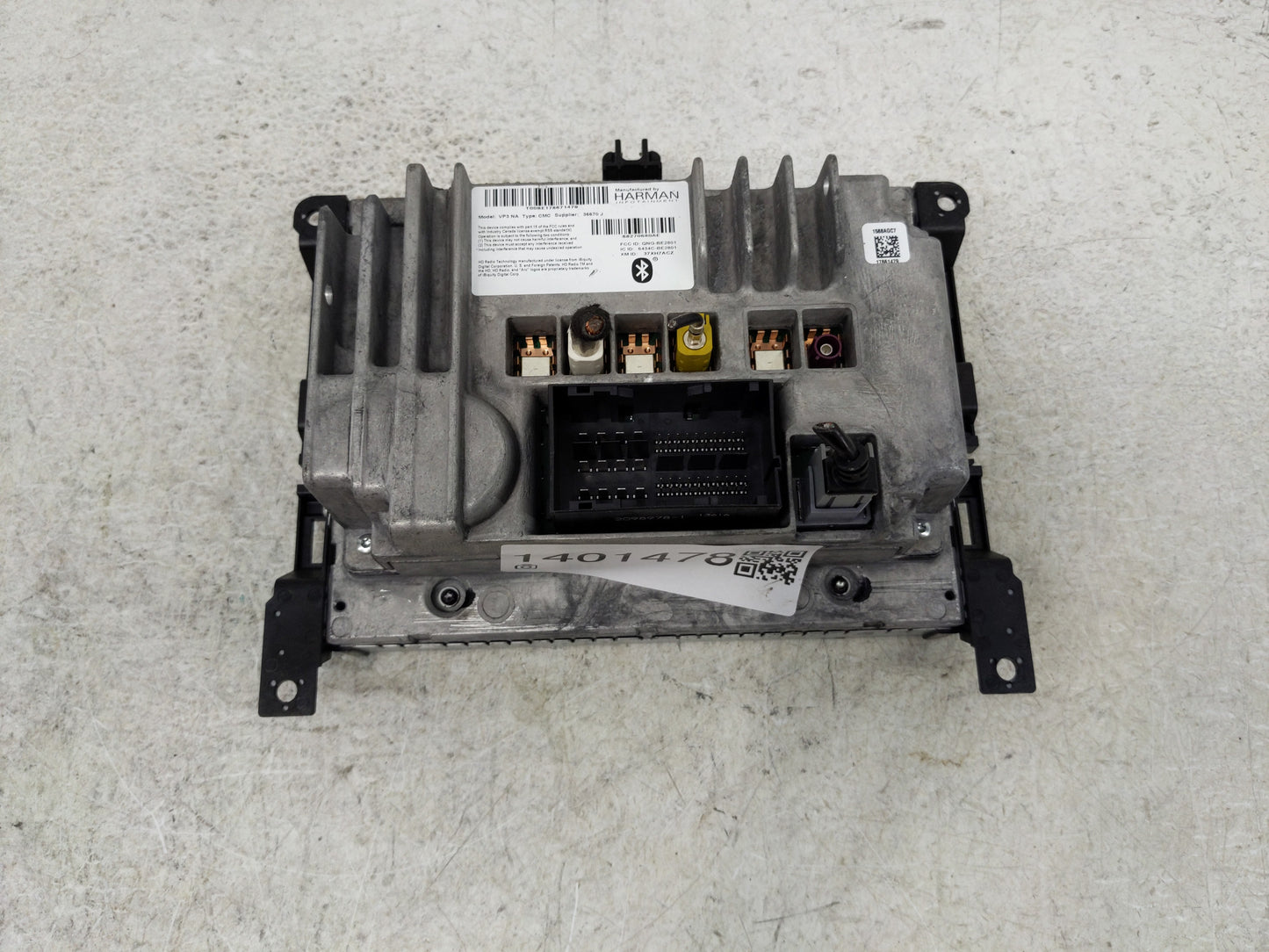 2017 Chrysler 200 Radio AM FM Cd Player Receiver Replacement P/N:68270680AE Fits OEM Used Auto Parts - Oemusedautoparts1.com