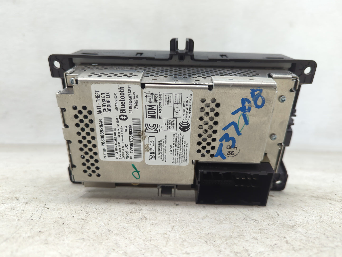 2017 Chrysler 200 Radio AM FM Cd Player Receiver Replacement P/N:P68306928AB Fits OEM Used Auto Parts - Oemusedautoparts1.co
