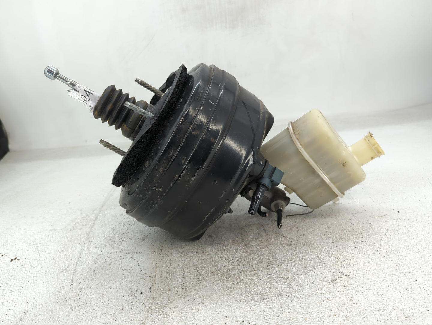 Chrysler 200 Power Brake Booster Oem - Oemusedautoparts1.com