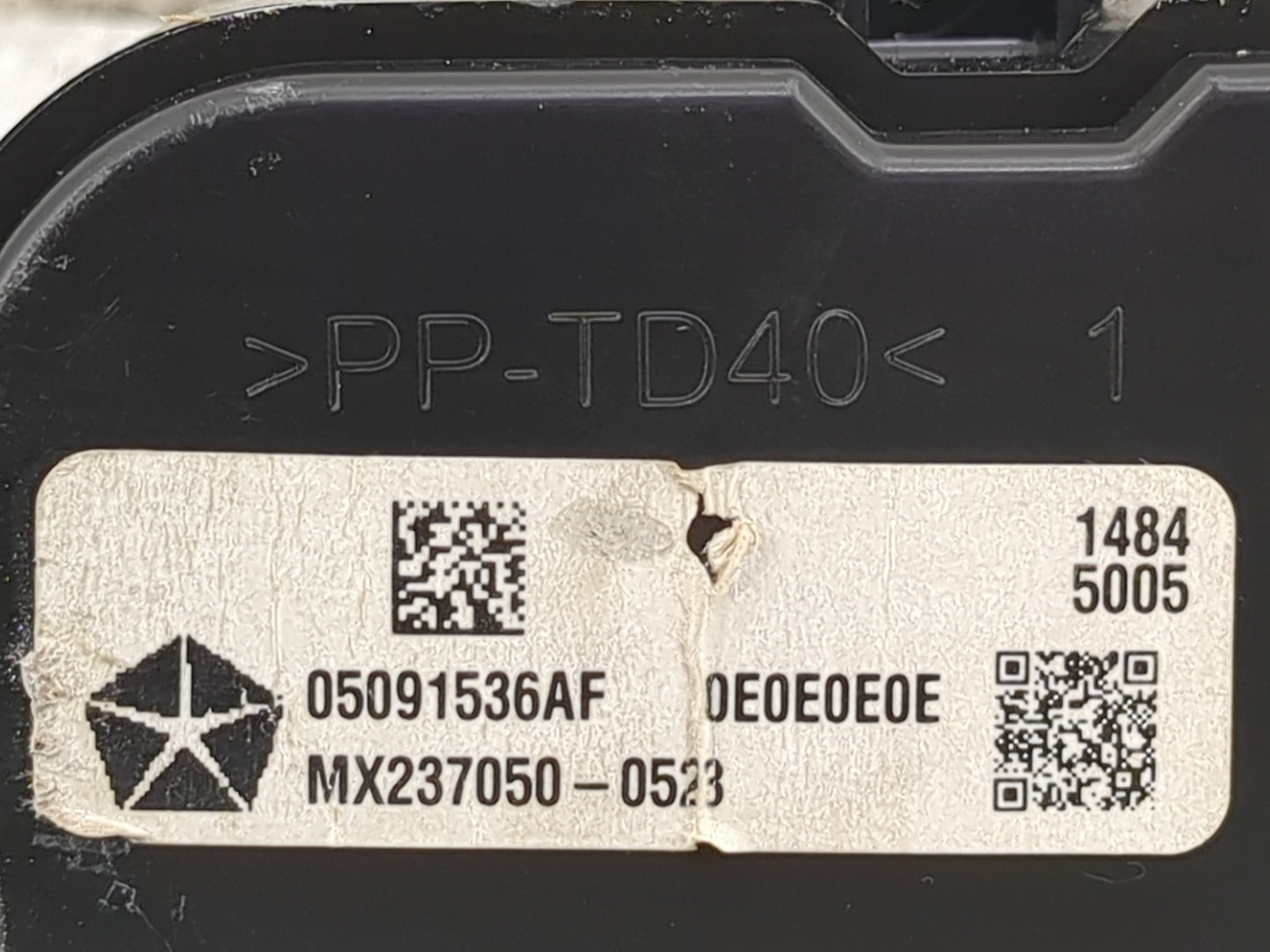 2016-2017 Chrysler 200 Climate Control Module Temperature AC/Heater Replacement P/N:05091536AF Fits Fits 2016 2017 OEM Used 