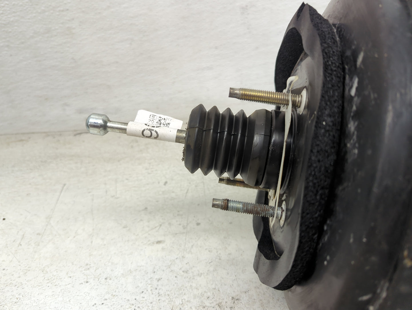 2015-2017 Chrysler 200 Power Brake Booster Oem - Oemusedautoparts1.com