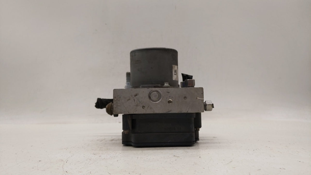 2016 Chrysler 200 Anti-Lock Brake ABS Pump Module Actuator OEM P/N:68267002AC 68293539AB Fits OEM Used Auto Parts - Oemuseda