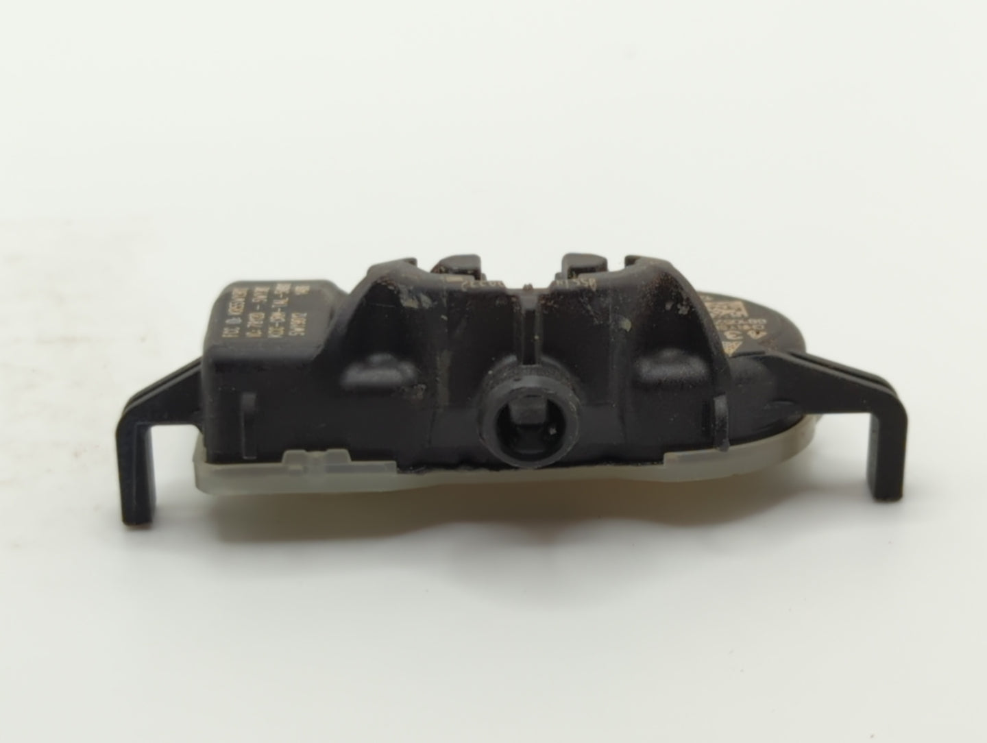 2017 Chrysler 200 Tire Pressure Monitoring System Sensor Tpms - Oemusedautoparts1.com
