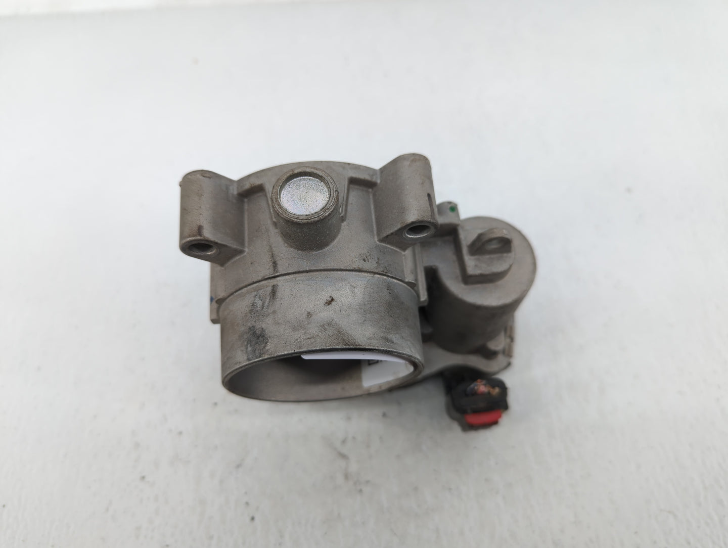 2015-2017 Chrysler 200 Throttle Body P/N:04891970AB Fits Fits 2014 2015 2016 2017 2018 2019 2020 2021 2022 OEM Used Auto Par