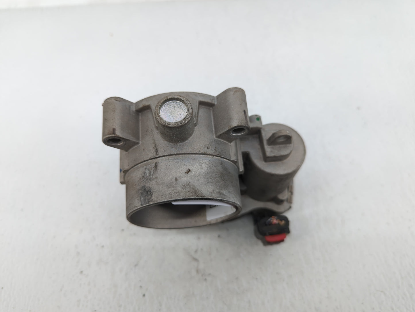 2015-2017 Chrysler 200 Throttle Body P/N:04891970AB Fits Fits 2014 2015 2016 2017 2018 2019 2020 2021 2022 OEM Used Auto Par