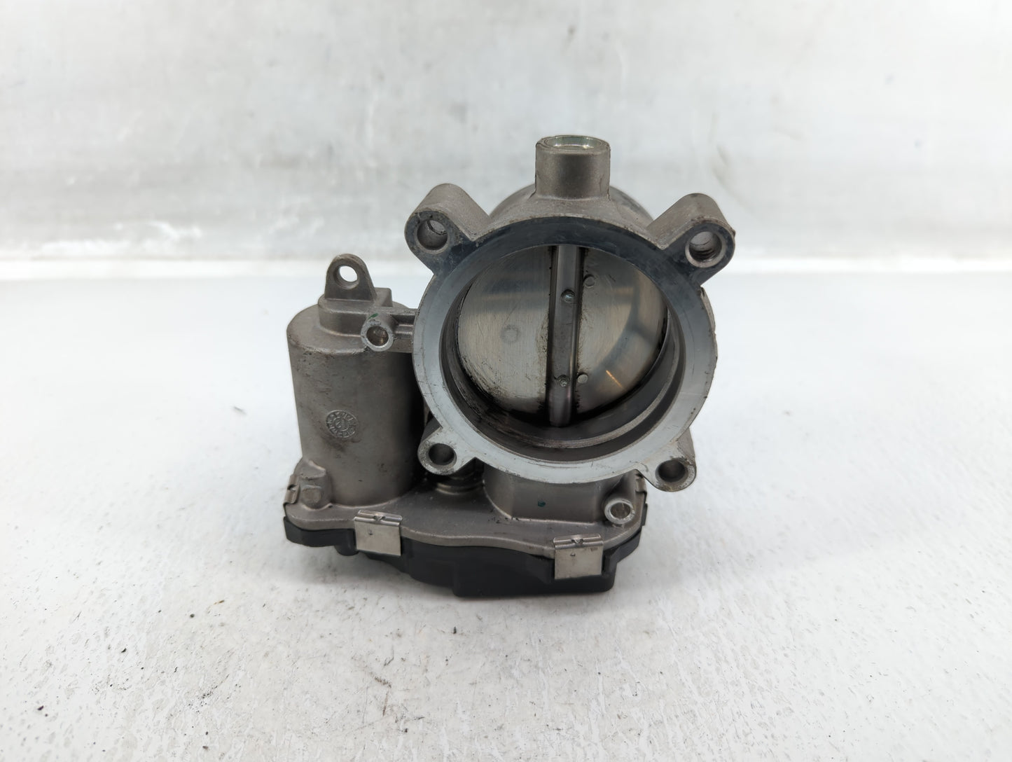 2015-2017 Chrysler 200 Throttle Body P/N:04891970AB Fits Fits 2014 2015 2016 2017 2018 2019 2020 2021 2022 OEM Used Auto Par