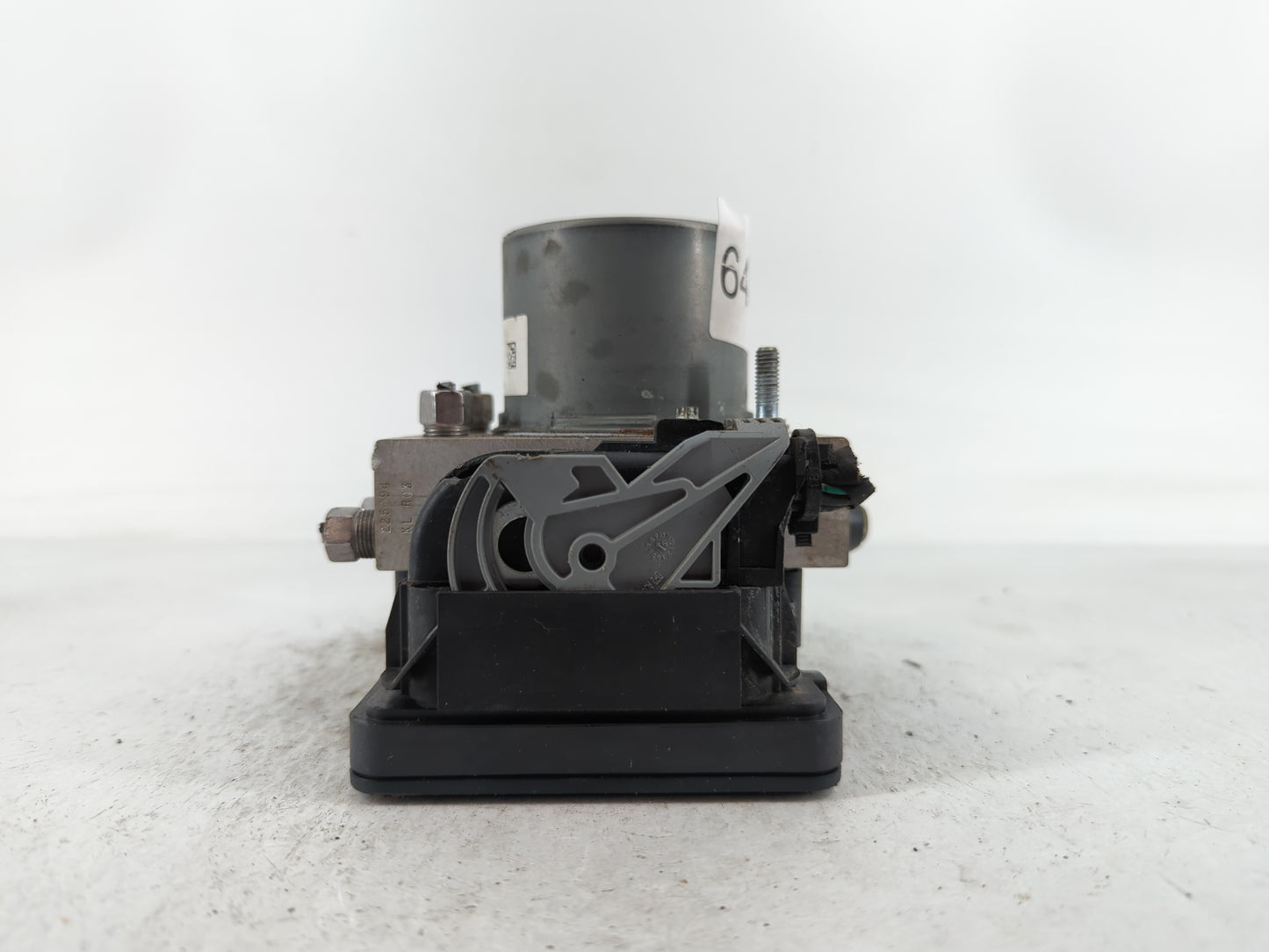 2016 Chrysler 200 ABS Pump Control Module Replacement P/N:P68293539AB Fits OEM Used Auto Parts - Oemusedautoparts1.com