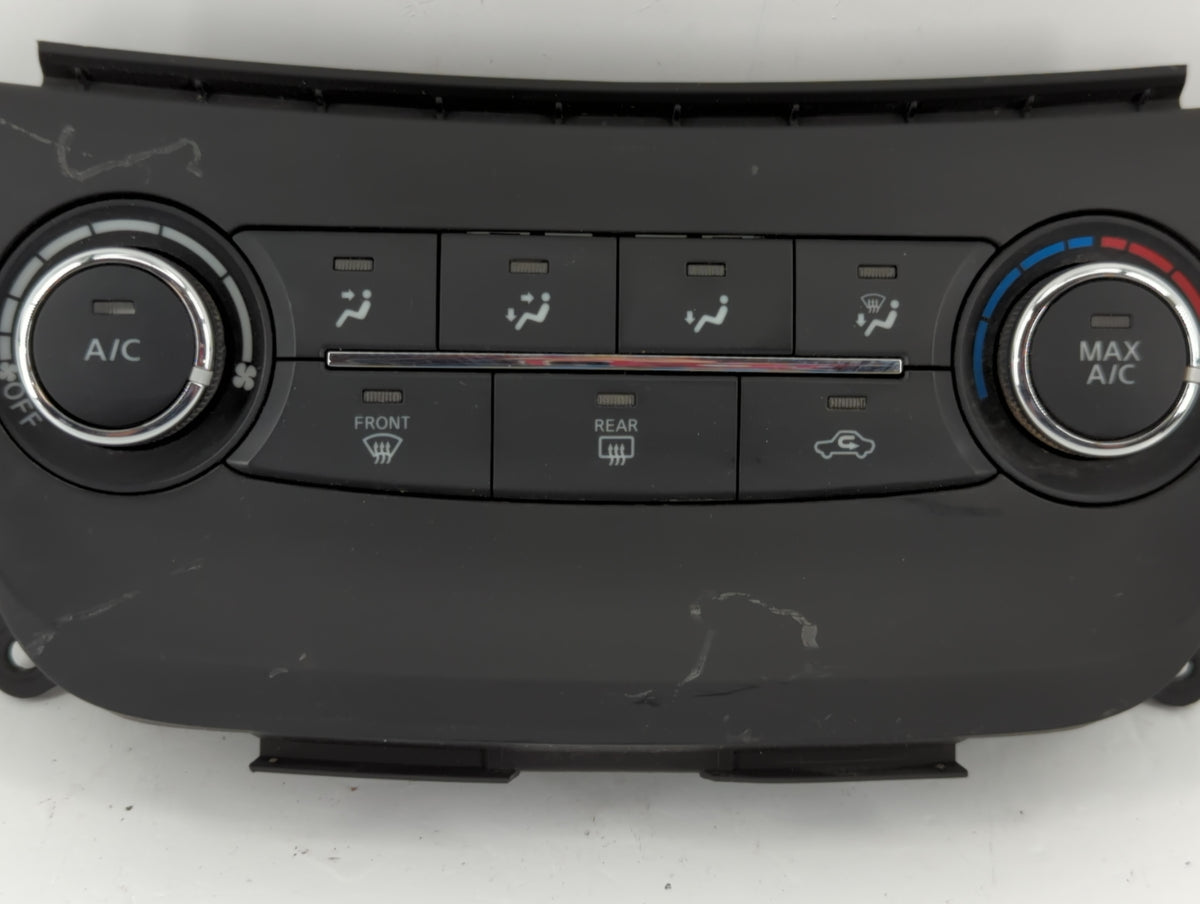 2017 Chrysler 200 Climate Control Module Temperature AC/Heater Replacement P/N:275004AF2B--F2 275004AF2B Fits Fits 2018 2019