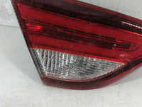 2017 Chrysler 200 Tail Light Assembly Passenger Right OEM P/N:BDM92403000 Fits OEM Used Auto Parts - Oemusedautoparts1.com