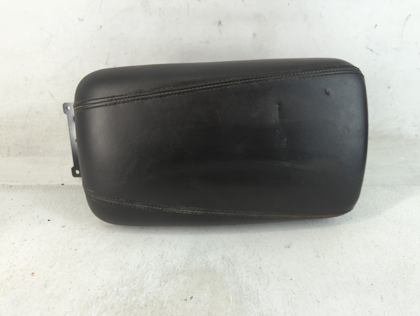 2017 Chrysler 200 Center Console Armrest Cover Lid Fits OEM Used Auto Parts - Oemusedautoparts1.com