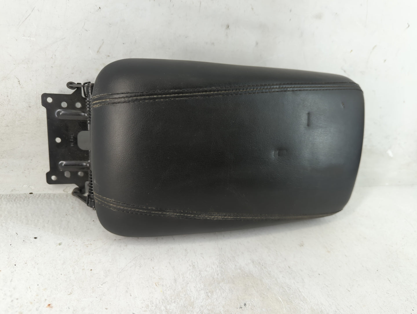 2017 Chrysler 200 Center Console Armrest Cover Lid Fits OEM Used Auto Parts - Oemusedautoparts1.com