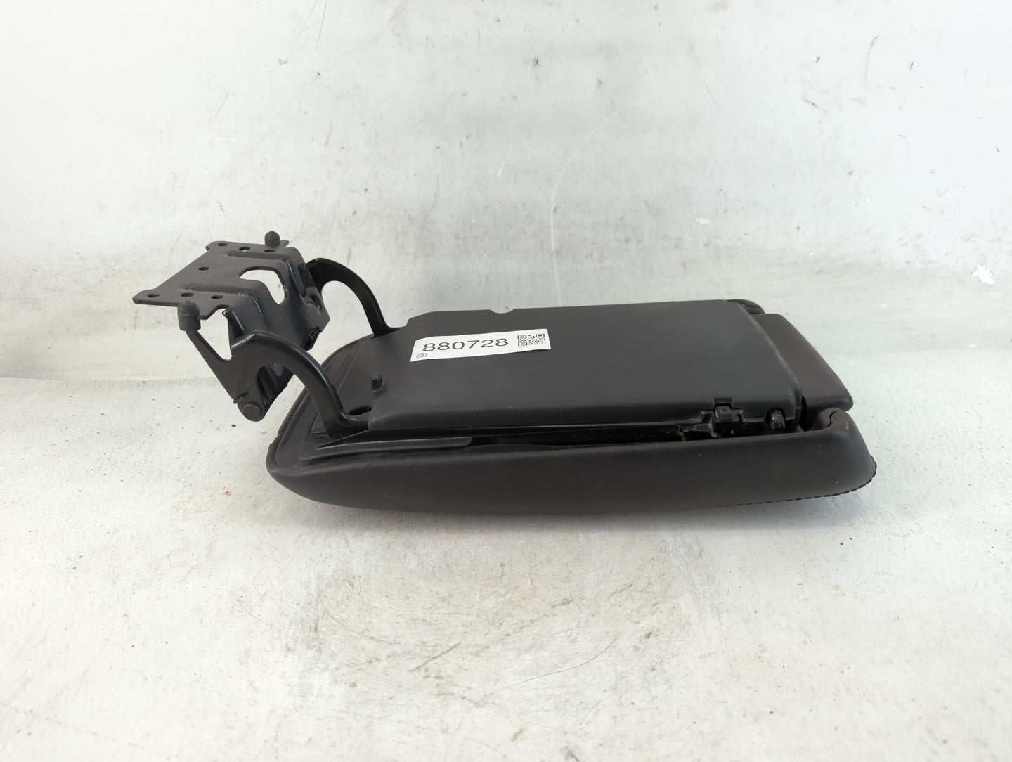 2017 Chrysler 200 Center Console Armrest Cover Lid Fits OEM Used Auto Parts - Oemusedautoparts1.com