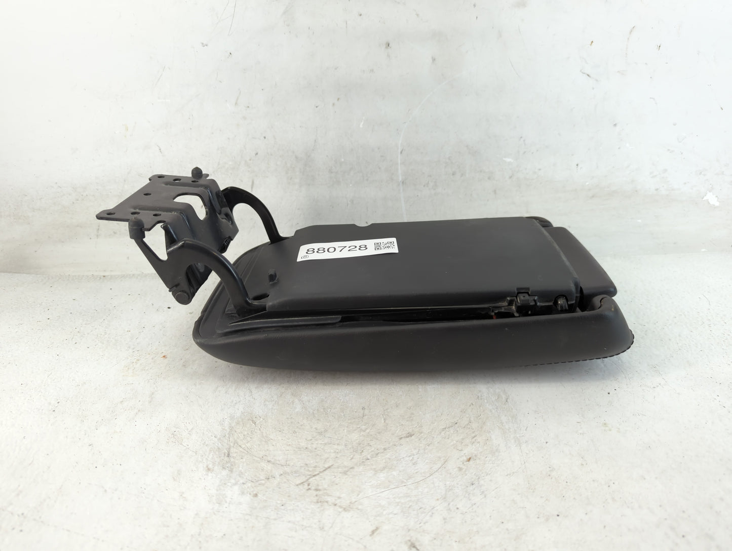 2017 Chrysler 200 Center Console Armrest Cover Lid Fits OEM Used Auto Parts - Oemusedautoparts1.com