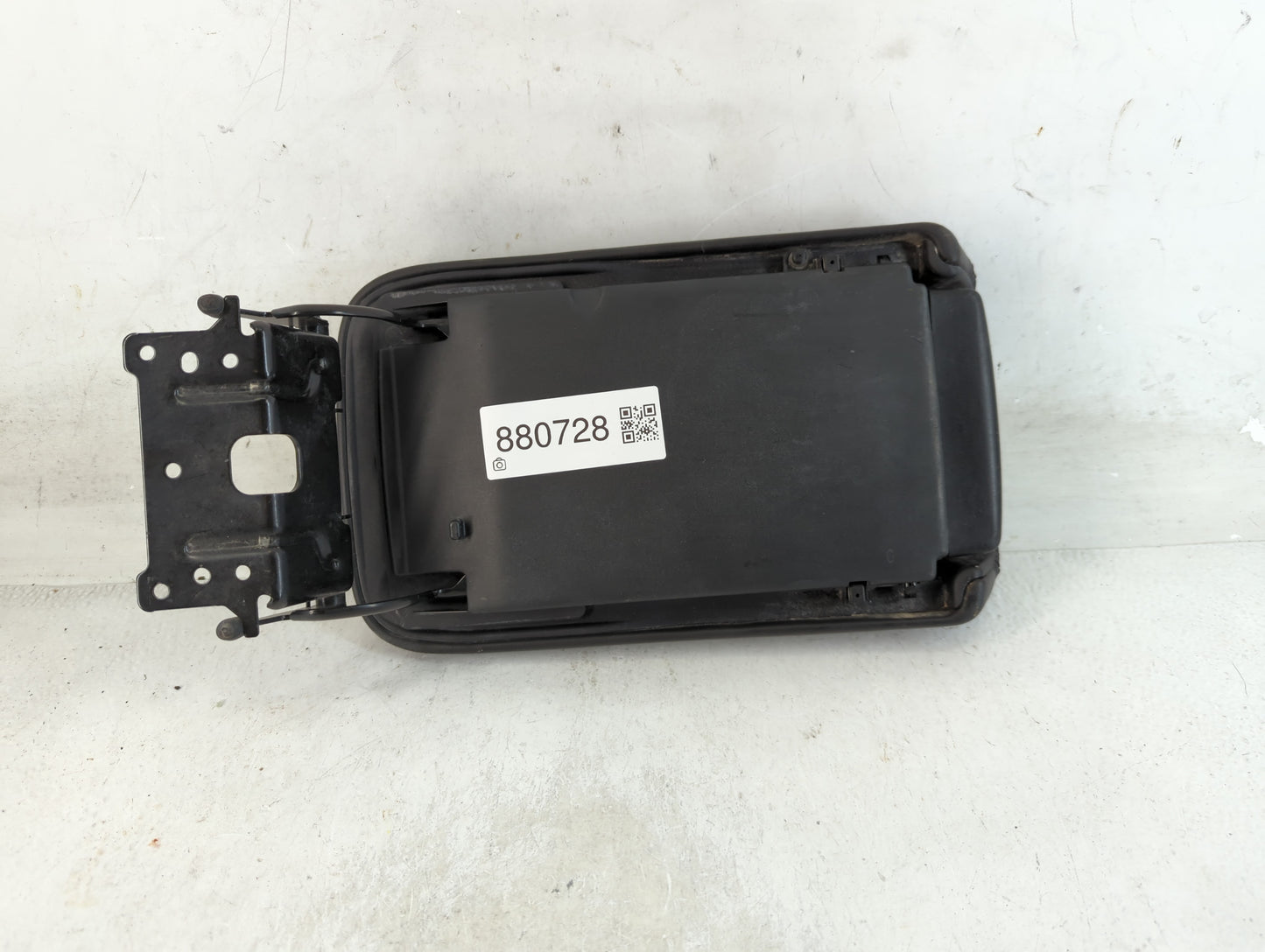 2017 Chrysler 200 Center Console Armrest Cover Lid Fits OEM Used Auto Parts - Oemusedautoparts1.com