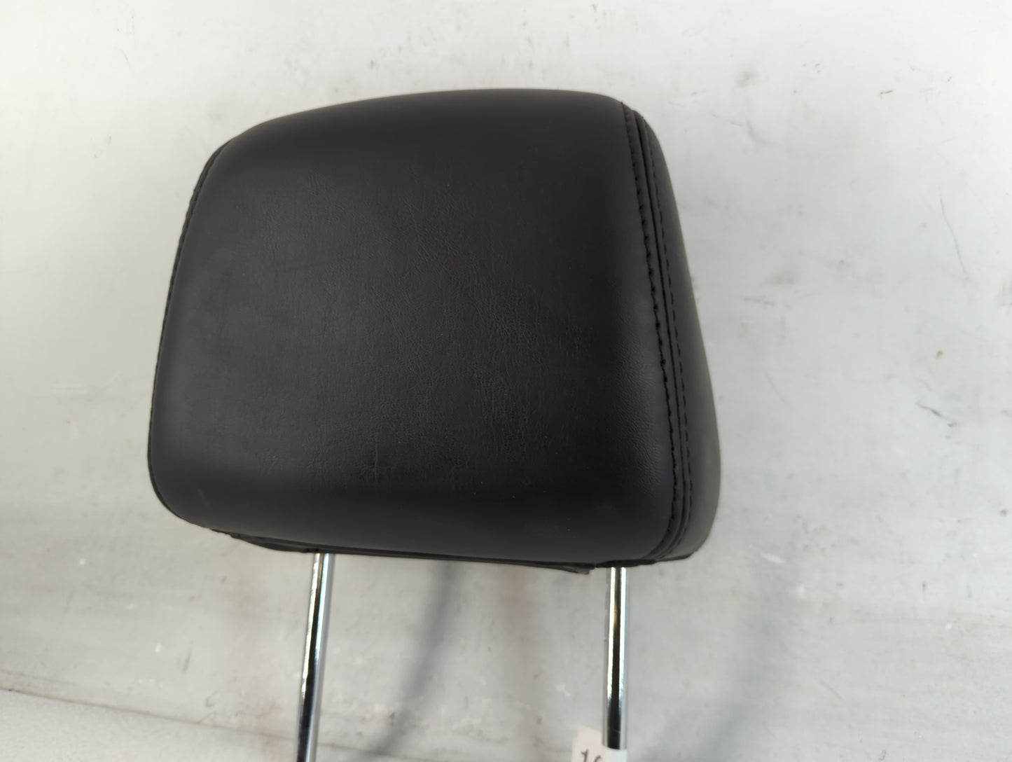 2015-2022 Chrysler 300 Headrest Head Rest Front Driver Passenger Seat Fits Fits 2015 2016 2017 2018 2019 2020 2021 2022 OEM 