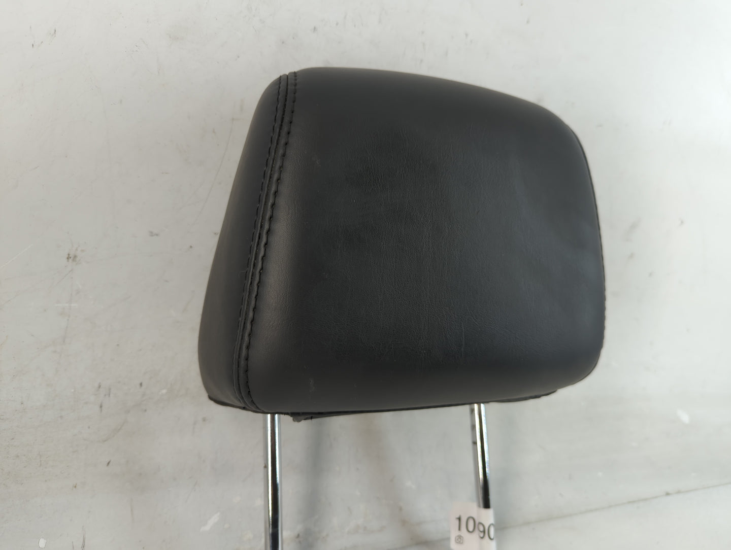 2015-2022 Chrysler 300 Headrest Head Rest Front Driver Passenger Seat Fits Fits 2015 2016 2017 2018 2019 2020 2021 2022 OEM 