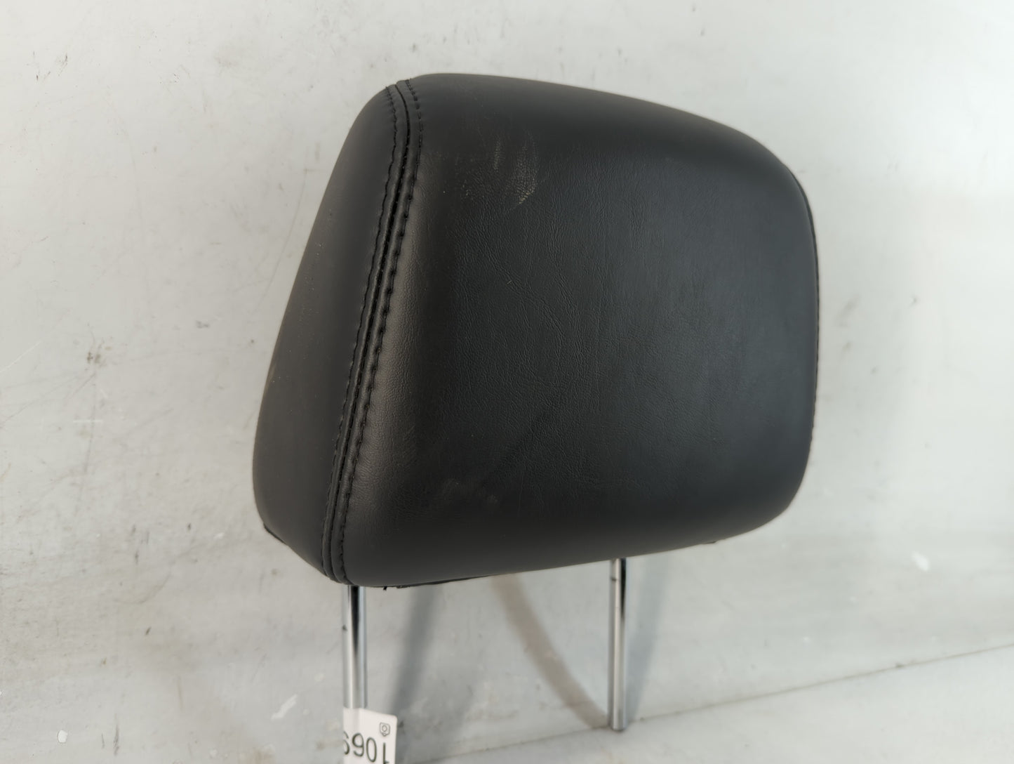 2015-2022 Chrysler 300 Headrest Head Rest Front Driver Passenger Seat Fits Fits 2015 2016 2017 2018 2019 2020 2021 2022 OEM 