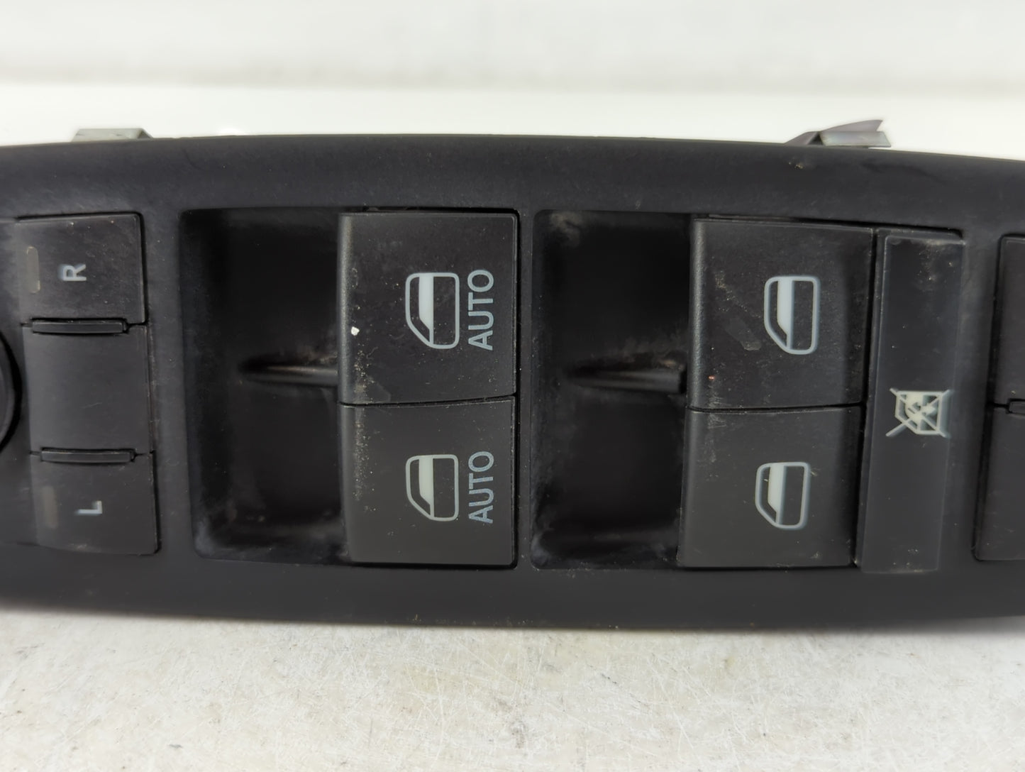 2015-2019 Chrysler 300 Master Power Window Switch Replacement Driver Side Left P/N:68262253AC Fits OEM Used Auto Parts - Oem