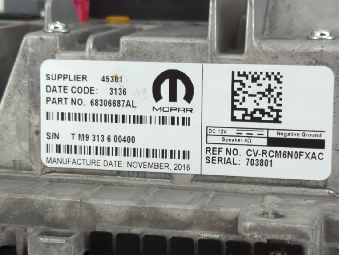 2017 Chrysler 300 Radio AM FM Cd Player Receiver Replacement P/N:68306687AL Fits OEM Used Auto Parts - Oemusedautoparts1.com