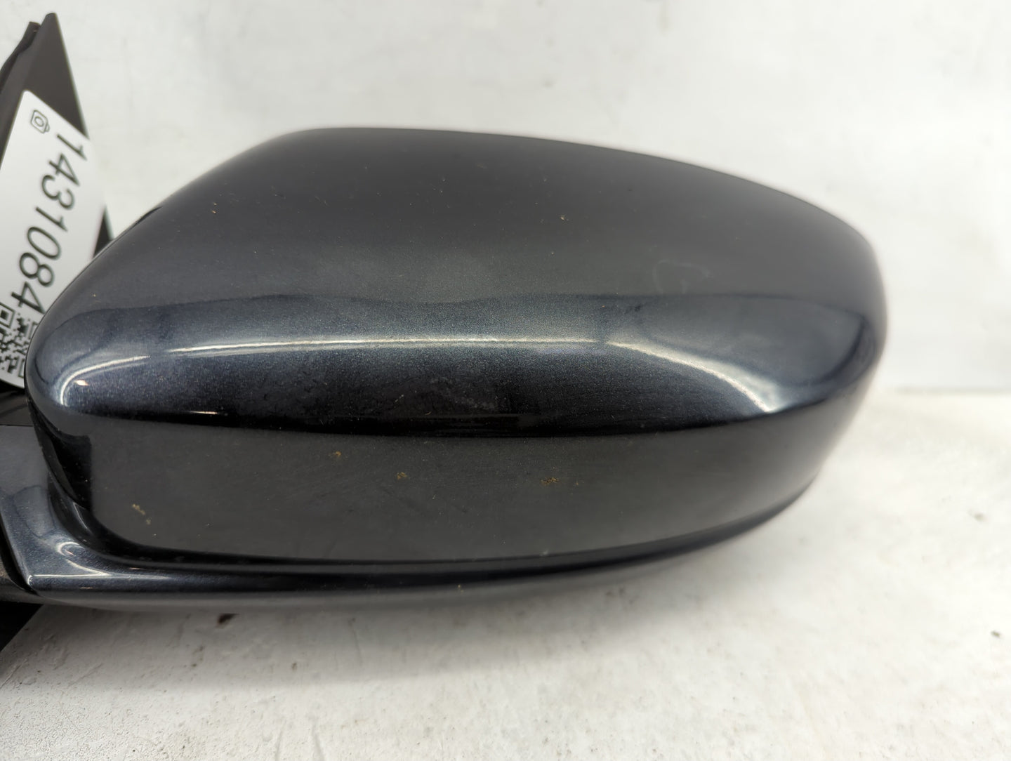 2015-2022 Chrysler 300 Driver Side View Mirror - Left Door Mirror OEM Used - Oemusedautoparts1.com