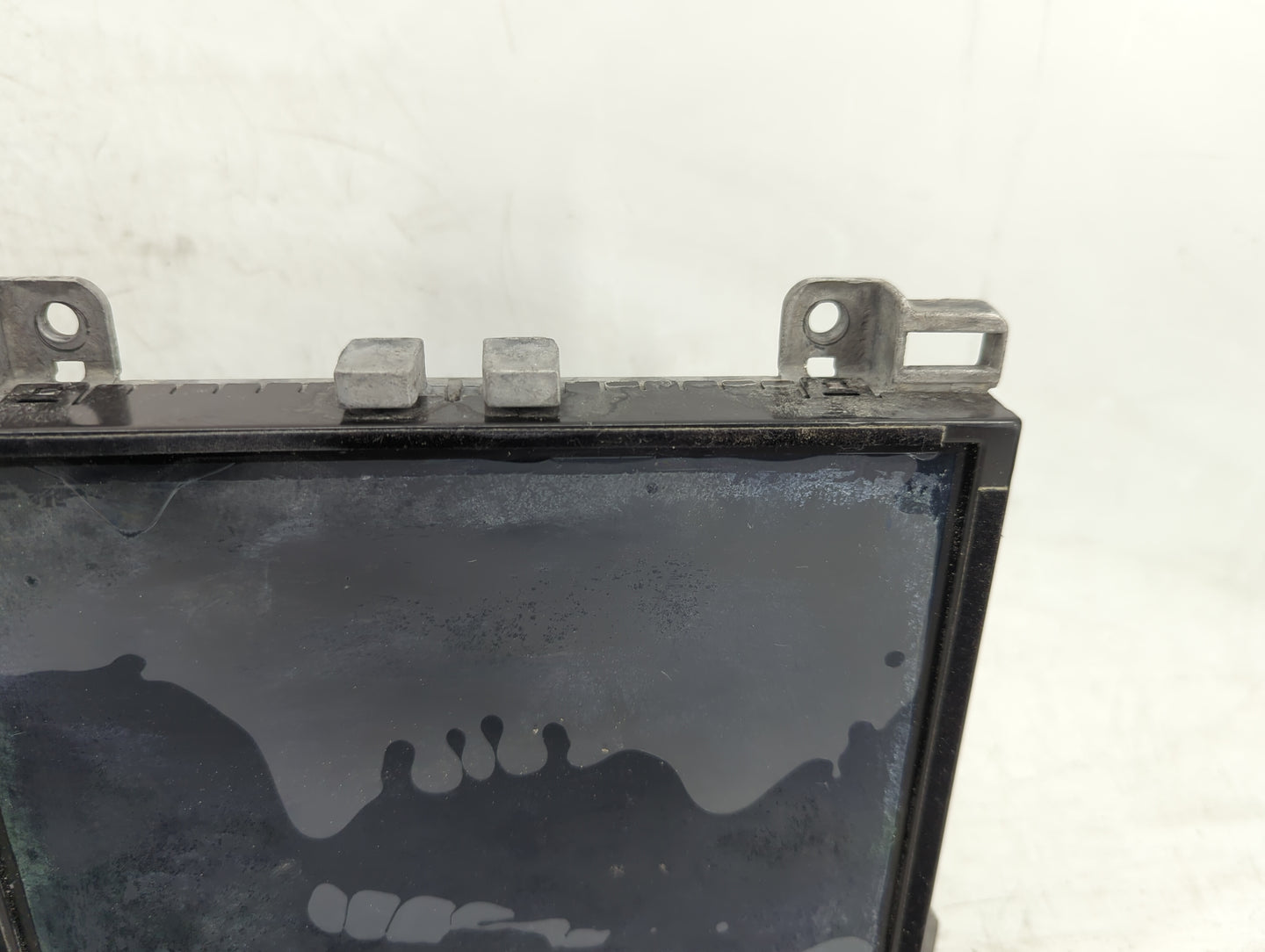 2017 Chrysler 300 Information Display Screen - Oemusedautoparts1.com