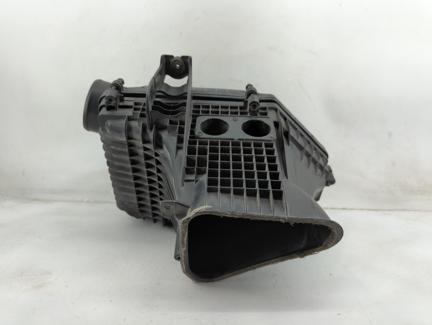 2011-2019 Chrysler 300 Air Cleaner Intake-duct Hose Tube 1459775 - Oemusedautoparts1.com