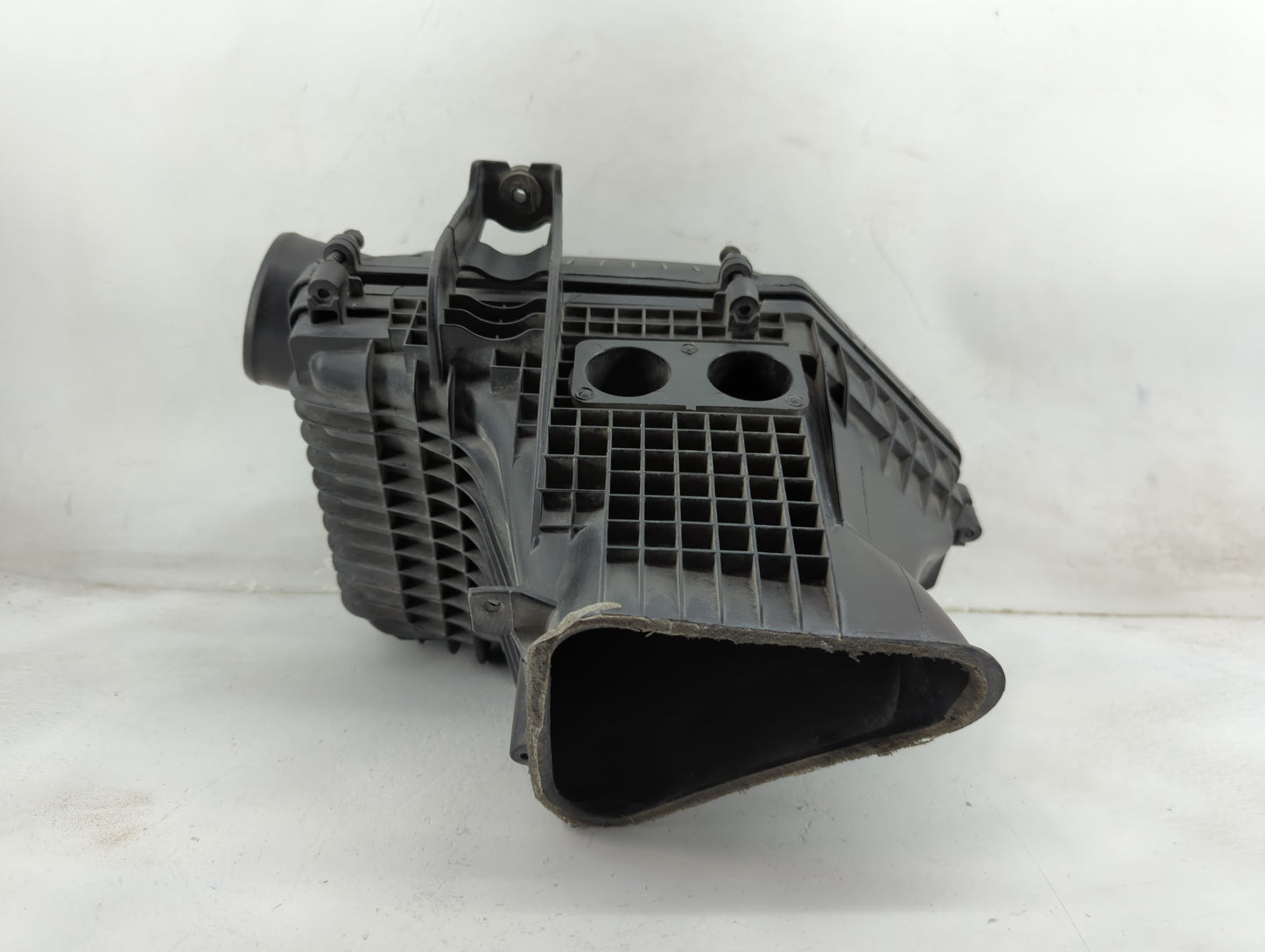 2011-2019 Chrysler 300 Air Cleaner Intake-duct Hose Tube 1459775 - Oemusedautoparts1.com