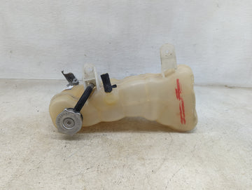 2017 Chrysler 300 Radiator Coolant Overflow Expansion Tank Bottle - Oemusedautoparts1.com