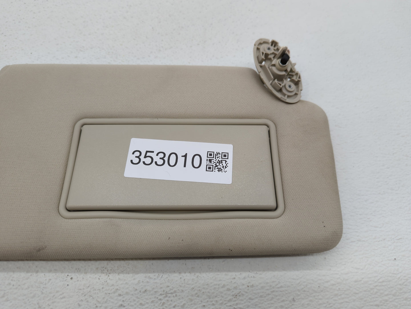 2015-2022 Chrysler 300 Sun Visor Shade Replacement Passenger Right Mirror Fits Fits 2015 2016 2017 2018 2019 2020 2021 2022 