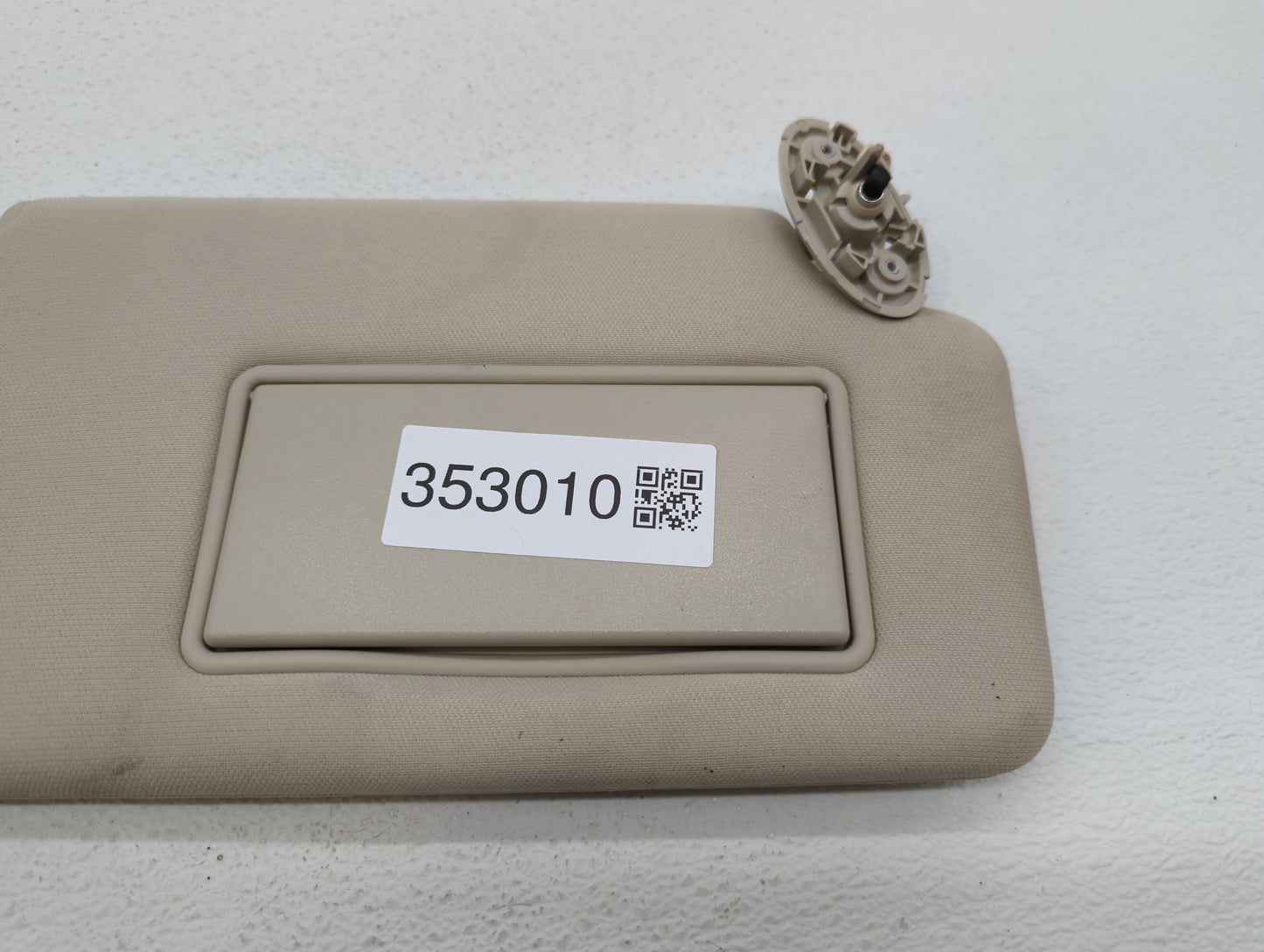 2015-2022 Chrysler 300 Sun Visor Shade Replacement Passenger Right Mirror Fits Fits 2015 2016 2017 2018 2019 2020 2021 2022 