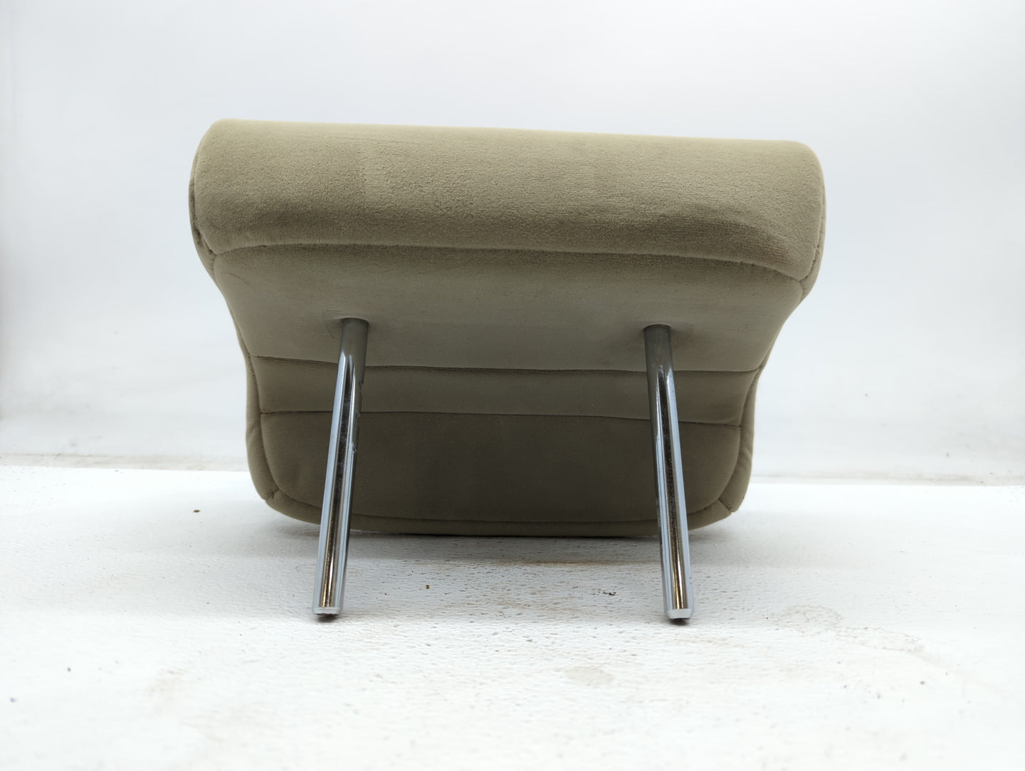 2015-2018 Chrysler 300 Headrest Head Rest Front Driver Passenger Seat Fits Fits 2015 2016 2017 2018 OEM Used Auto Parts - Oe