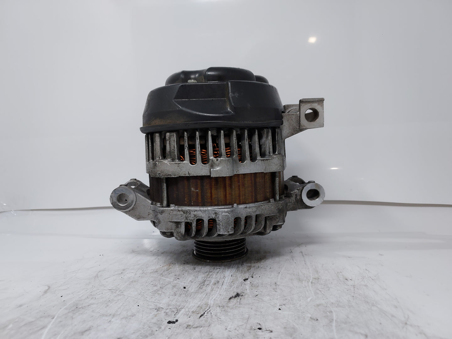 2017 Chrysler E Class Alternator Replacement Generator Charging Assembly Engine OEM P/N:43TJ1191A Fits Fits 2018 OEM Used Au
