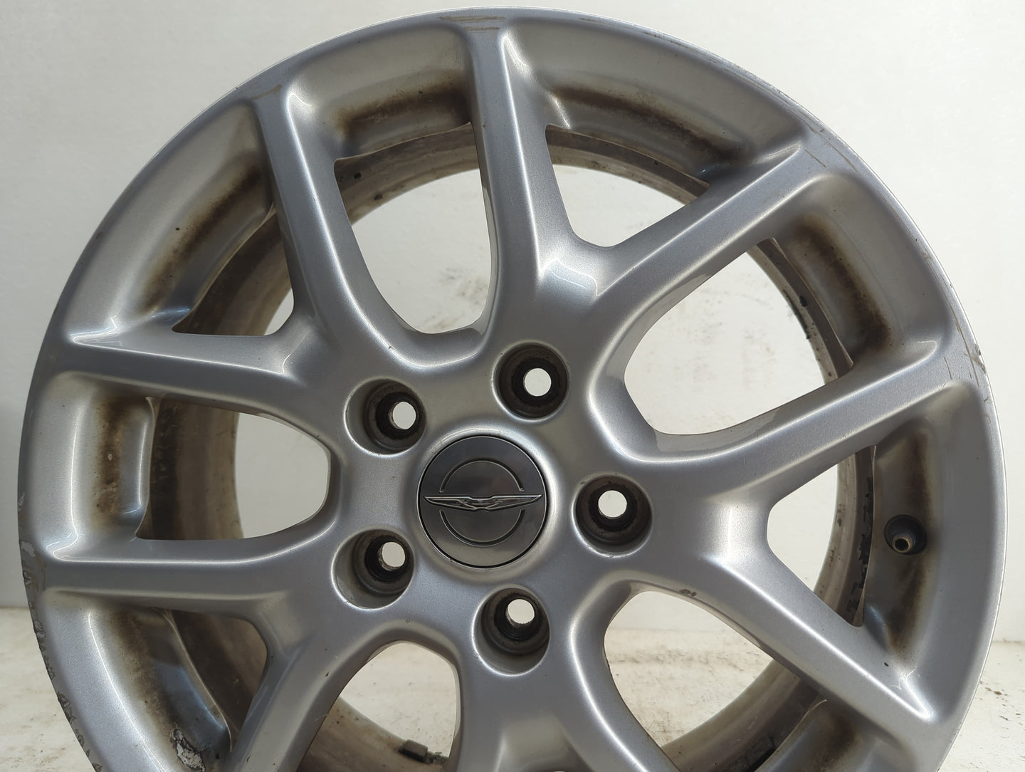 2017-2018 Chrysler Pacifica Oem Wheel Rim - Oemusedautoparts1.com