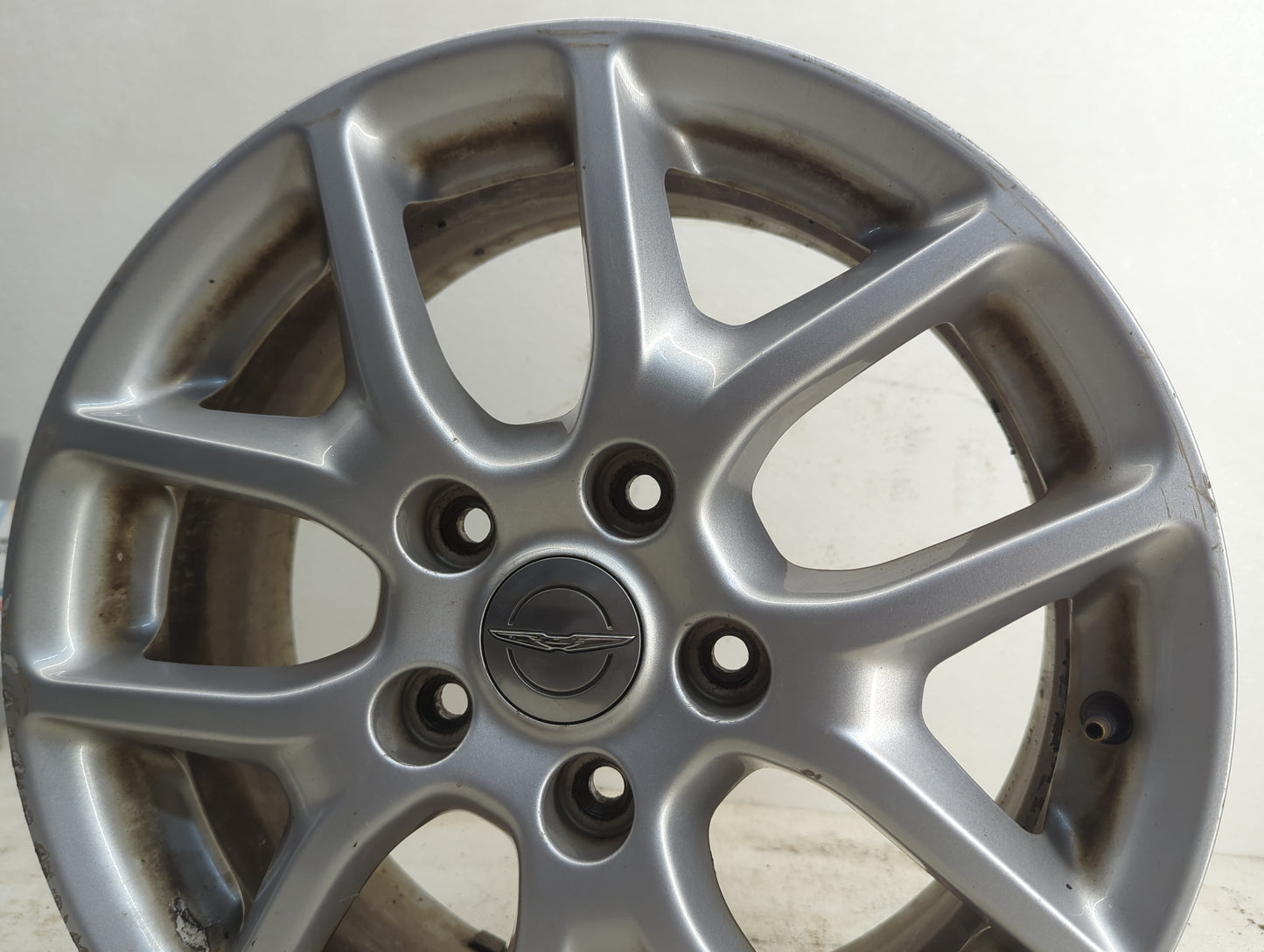 2017-2018 Chrysler Pacifica Oem Wheel Rim - Oemusedautoparts1.com