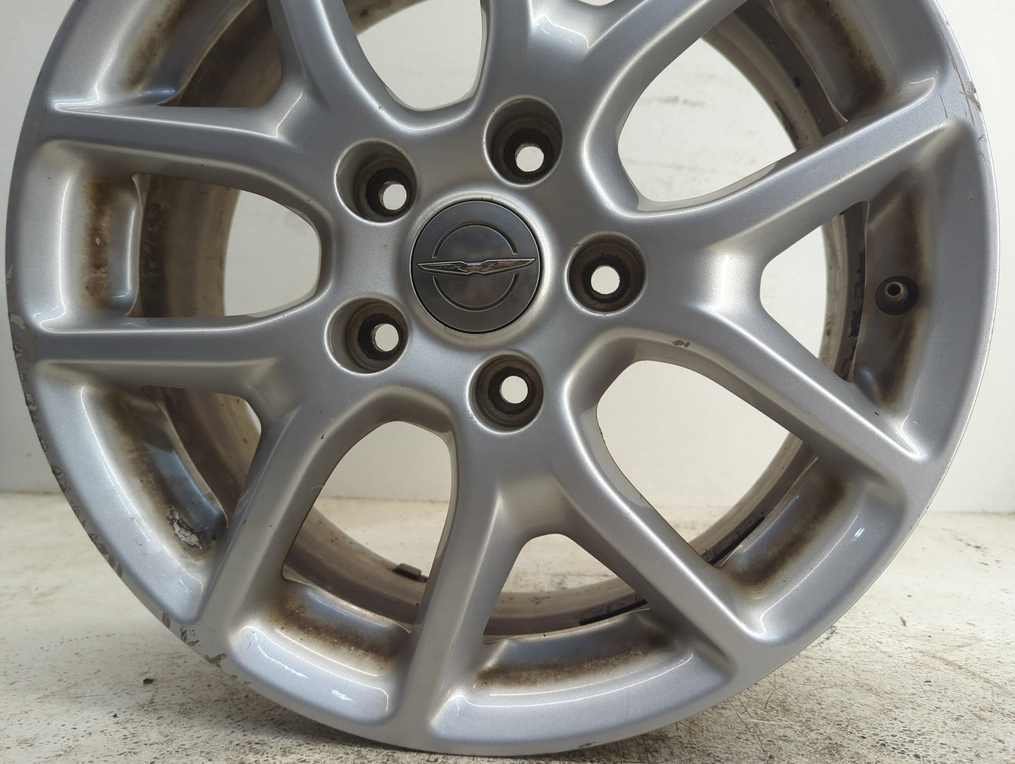 2017-2018 Chrysler Pacifica Oem Wheel Rim - Oemusedautoparts1.com
