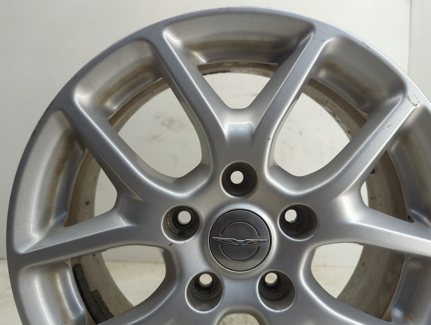 2017-2018 Chrysler Pacifica Oem Wheel Rim - Oemusedautoparts1.com