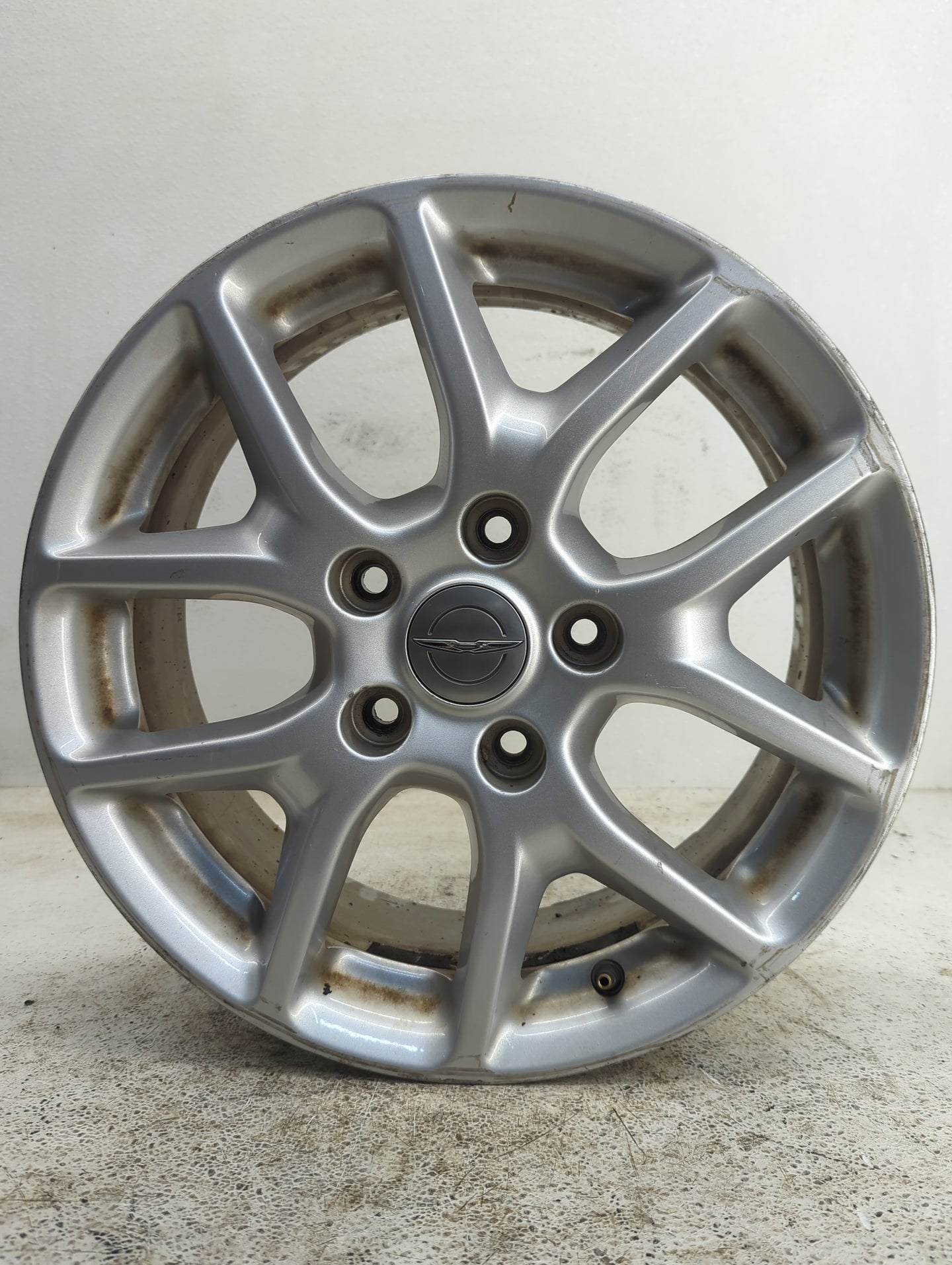2017-2018 Chrysler Pacifica Oem Wheel Rim - Oemusedautoparts1.com