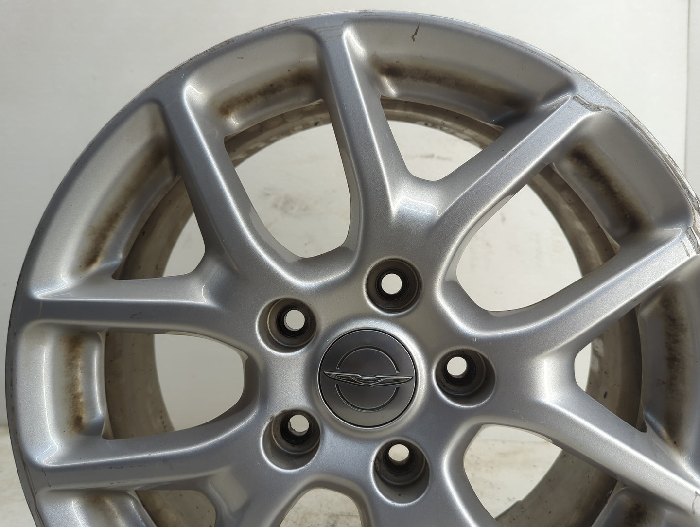 2017-2018 Chrysler Pacifica Oem Wheel Rim - Oemusedautoparts1.com
