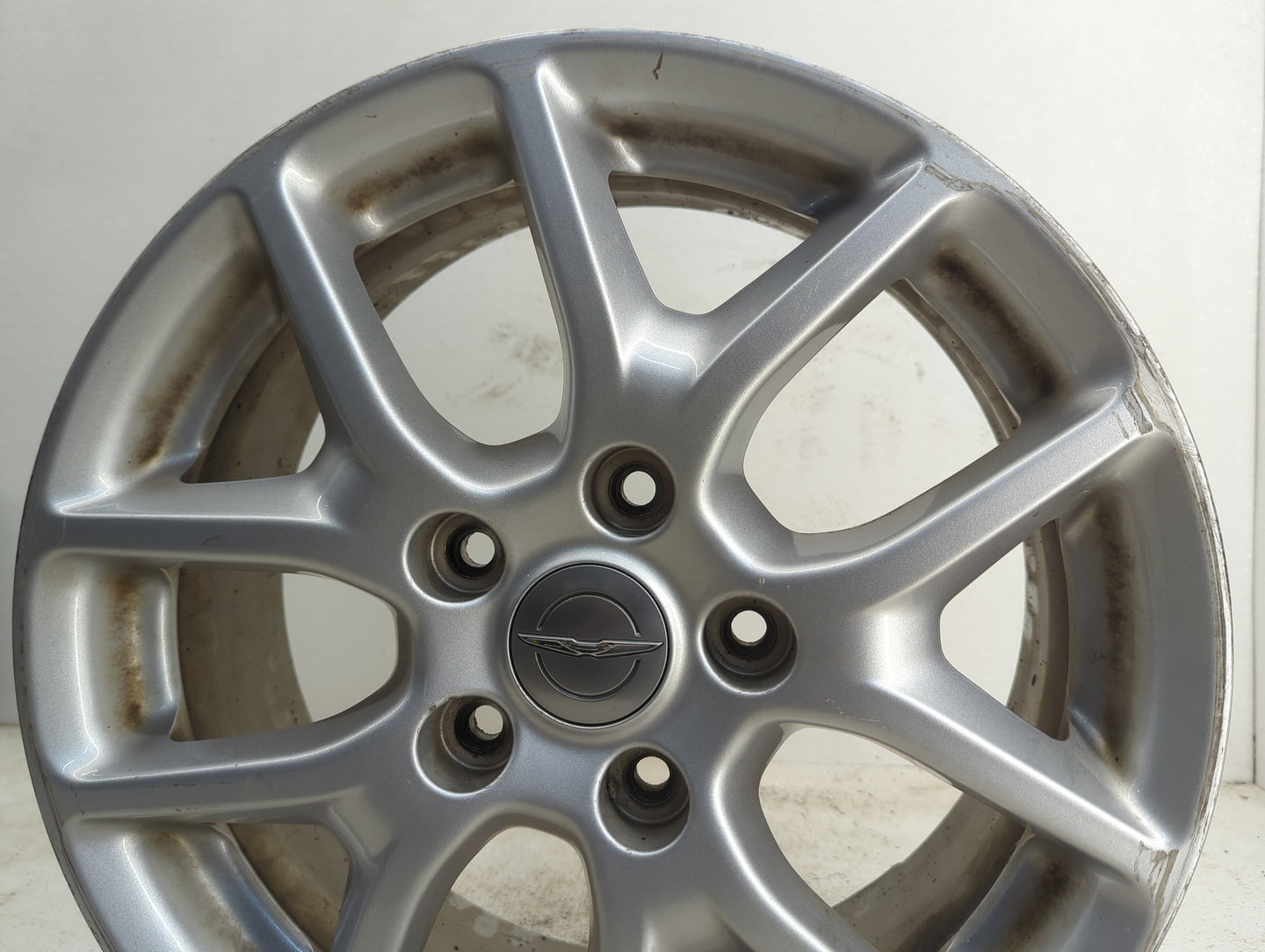 2017-2018 Chrysler Pacifica Oem Wheel Rim - Oemusedautoparts1.com
