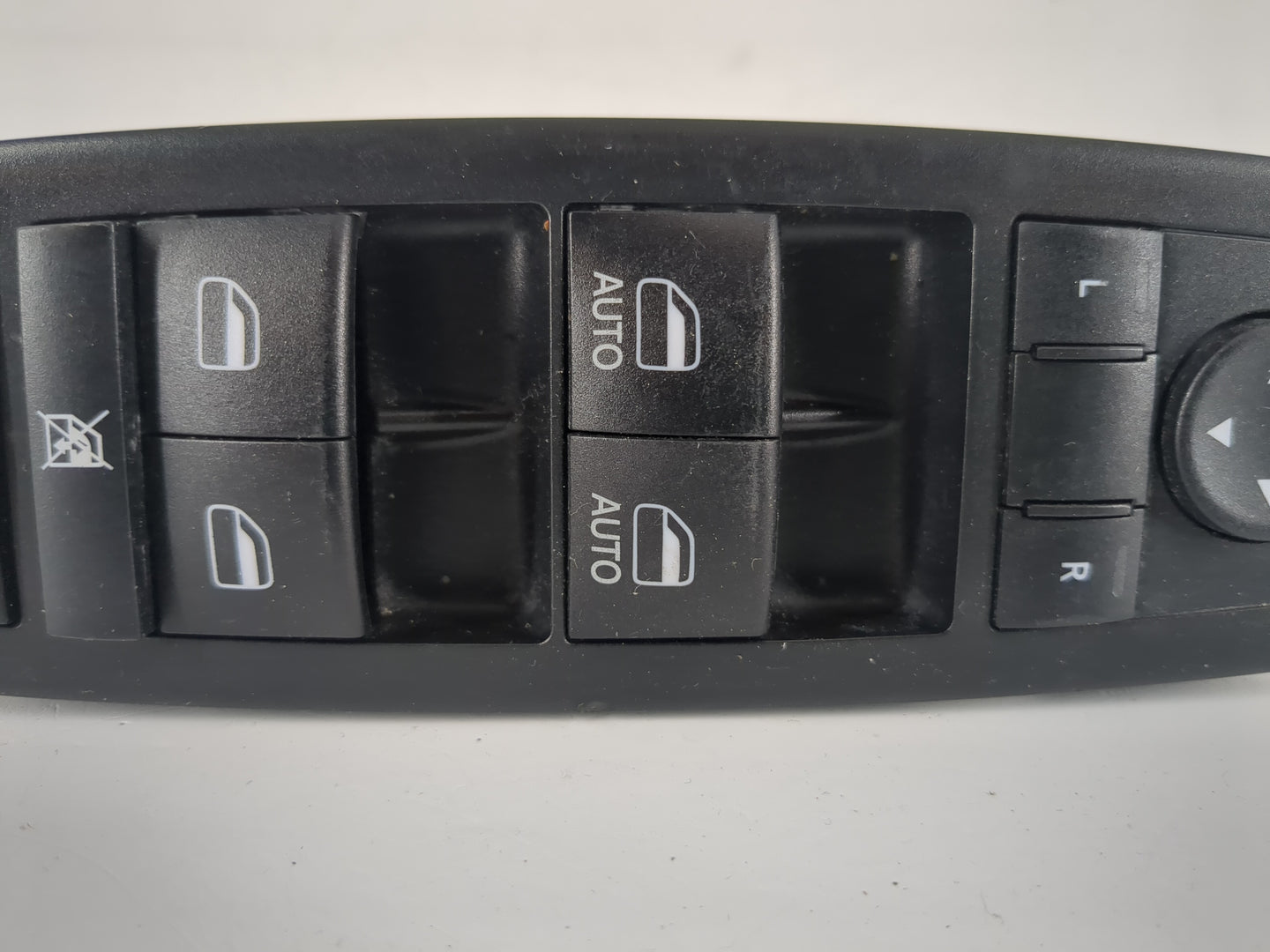 2017-2022 Chrysler Pacifica Master Power Window Switch Replacement Driver Side Left P/N:68234092AC Fits OEM Used Auto Parts 