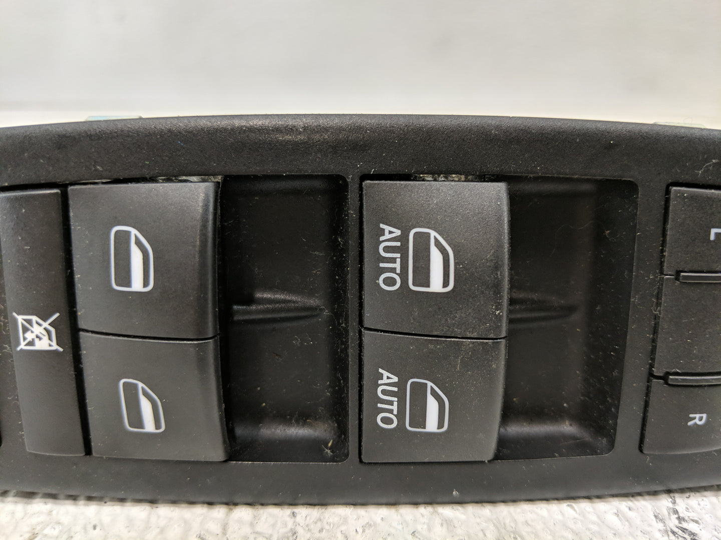 2017-2022 Chrysler Pacifica Master Power Window Switch Replacement Driver Side Left P/N:68234092AC Fits OEM Used Auto Parts 